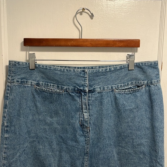 Ralsey Jean Skirt - Picture 2 of 10